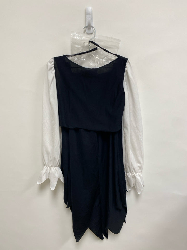 SIZE L White/Black Pirates Girl&