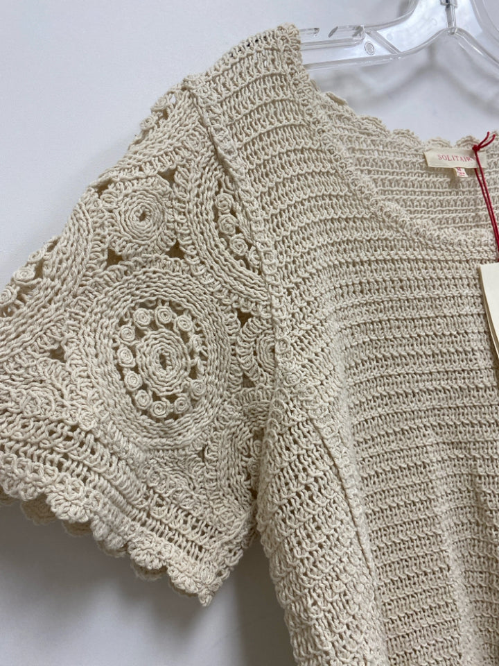 NWT Solitaire Size M Oatmeal Medallion Crochet Ladies Sweater