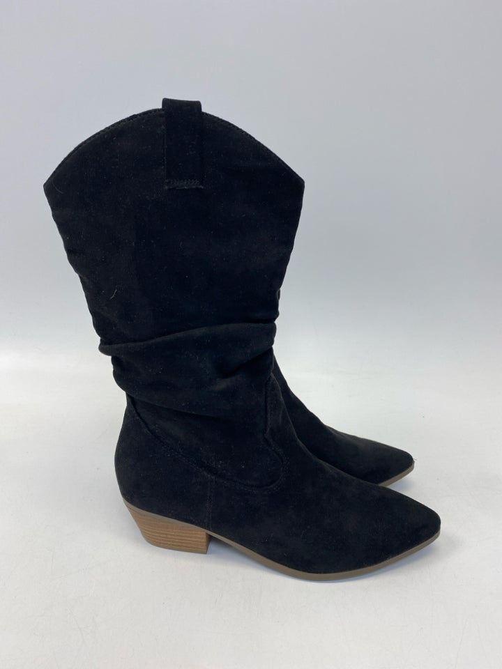 NWT Universal Thread US Shoe Size 9 Black Boots
