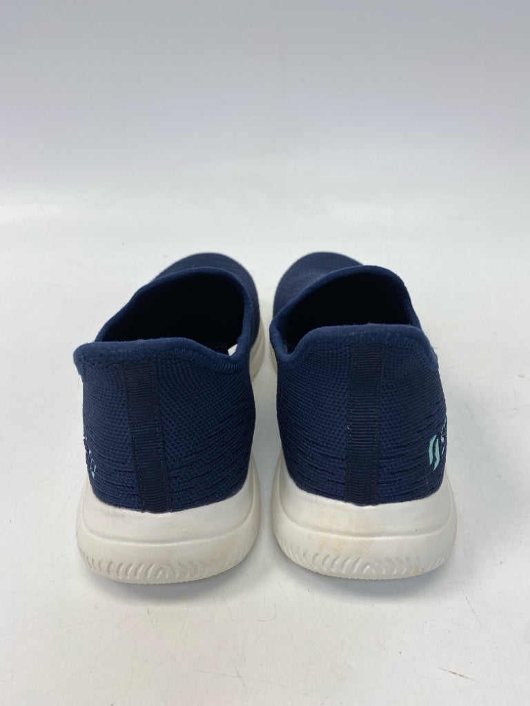 US Shoe Size 8 Navy Sneakers