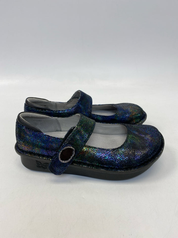 Alegria EU Shoe Size 38 Blue Iridescent Clogs