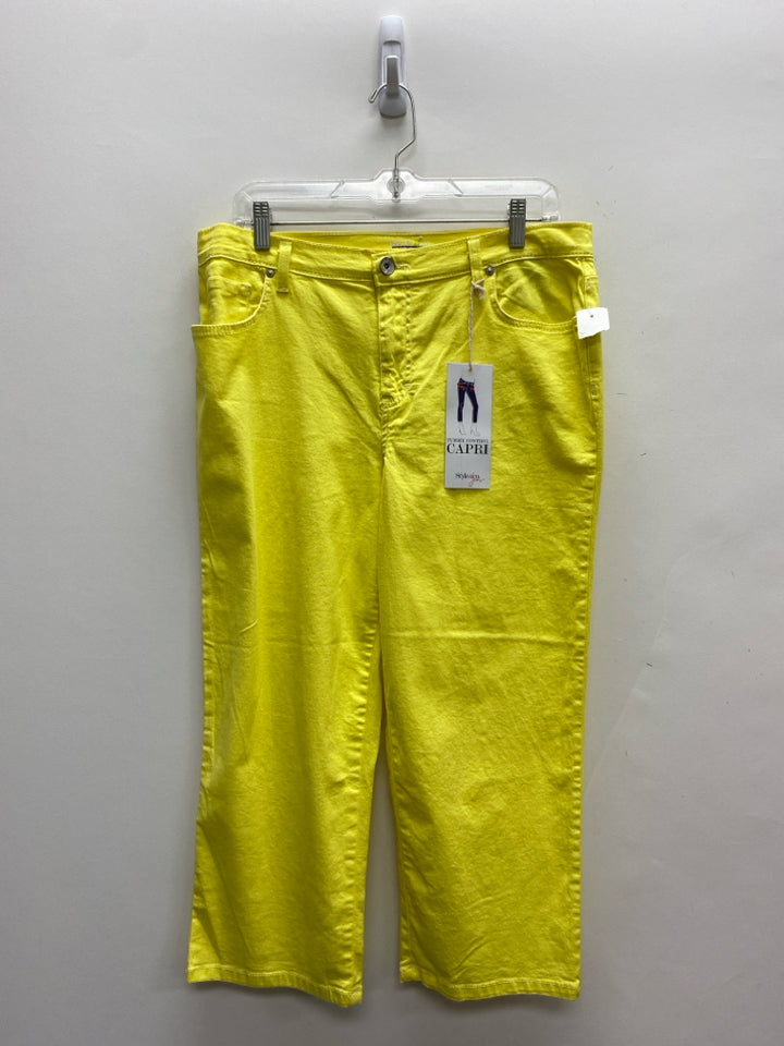 NWT Style &amp; Co. Size 10 Yellow Cropped Ladies Jeans