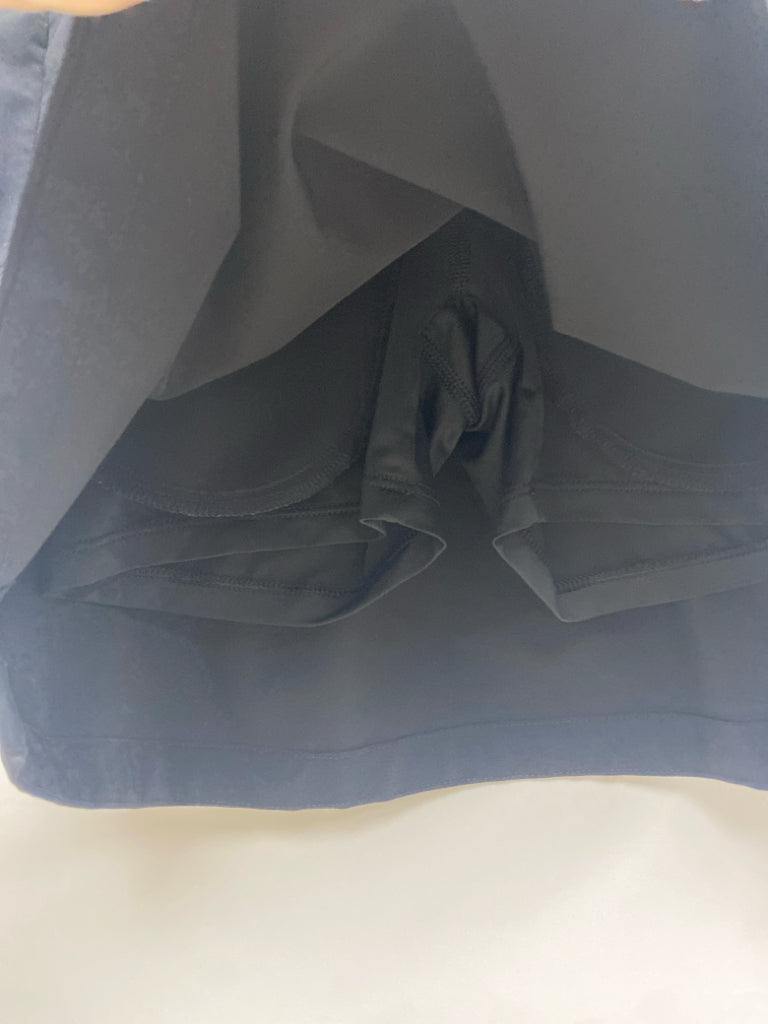 North Face Size XS Black Pull-on Ladies Skort