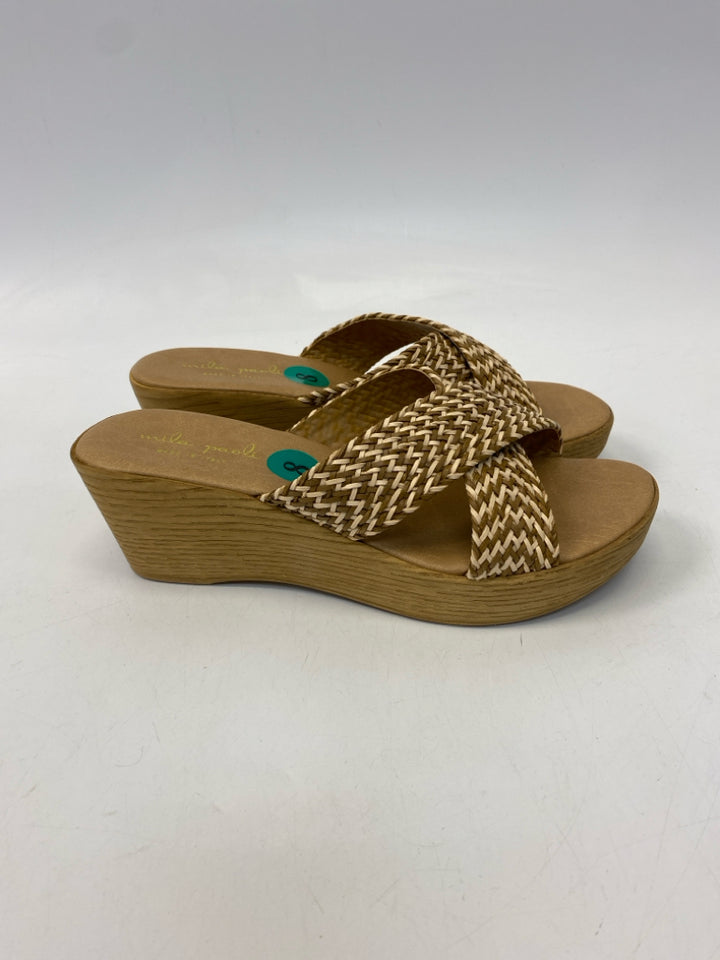 Size 8 Cream/Brown Woven Sandals