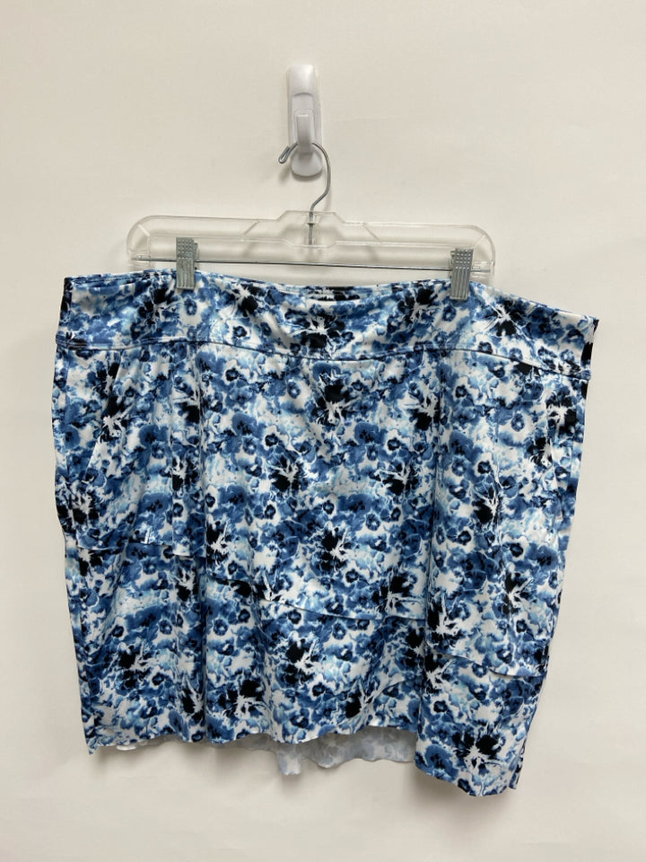 Greg Norman  SIZE  XXL White Navy/Blue Splatter Plus Size Athletic Skort