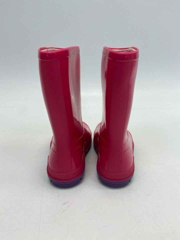 SIZE 7/8 Pink Rubber Girl&