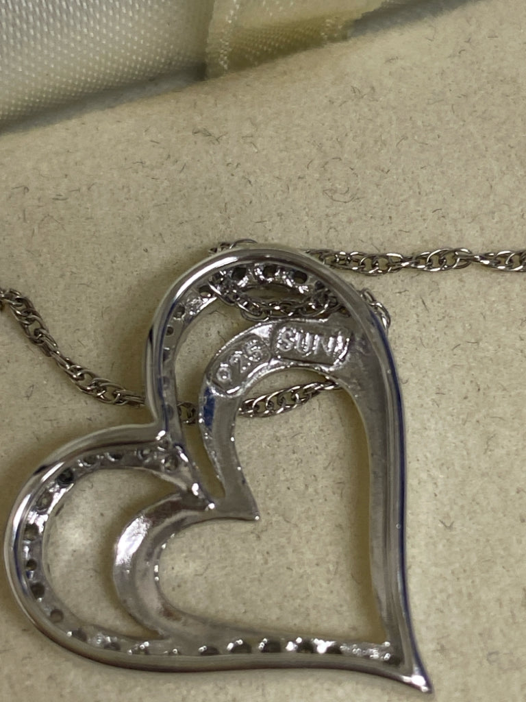 NEW/BOX Silver Clear Hearts Necklace