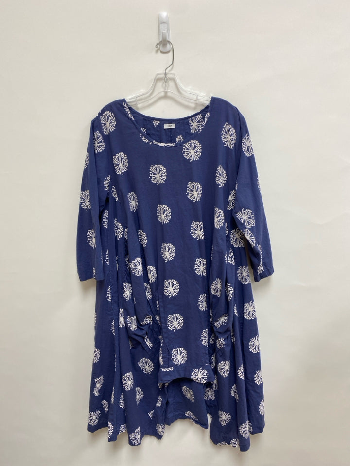 Tulip Size M Navy Cream Shapes Ladies Dress