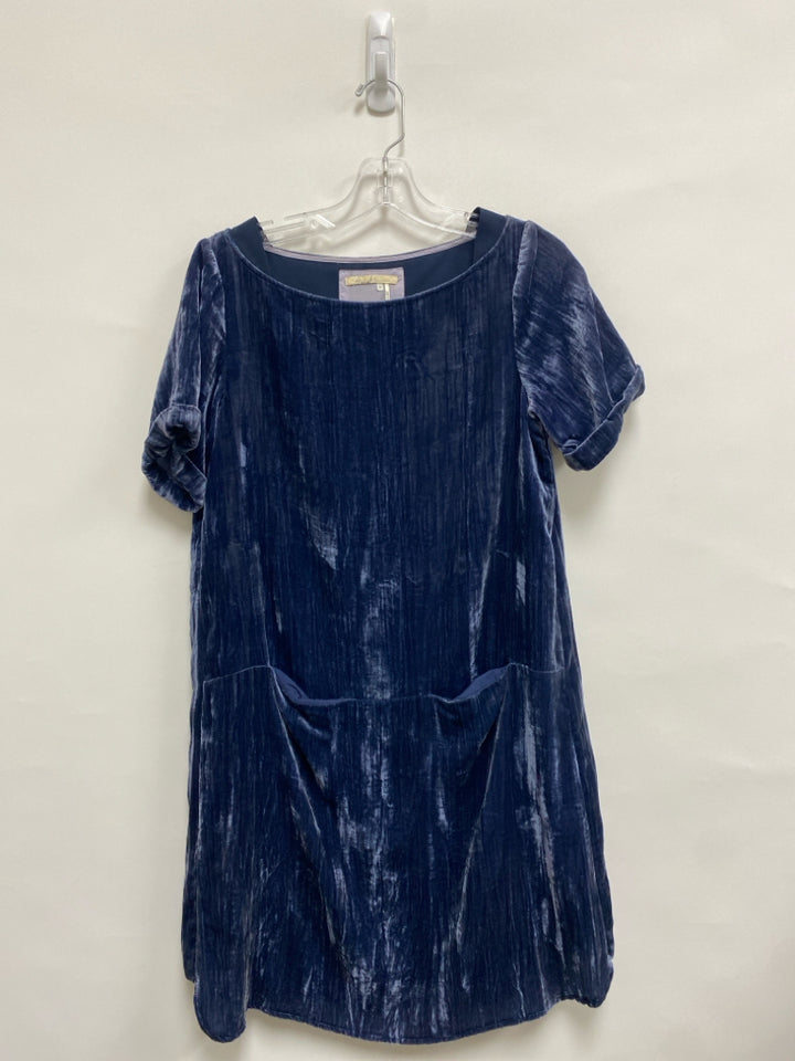 Floreat Size XS Blue Short Sleeve Ladies Dress