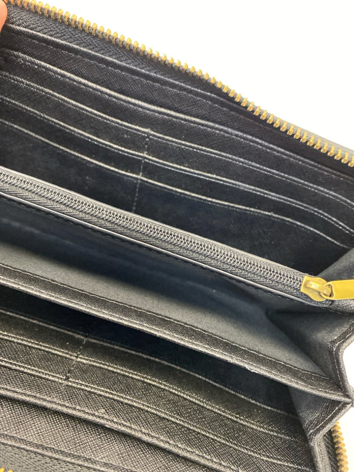 Fossil Black Cream Wallet