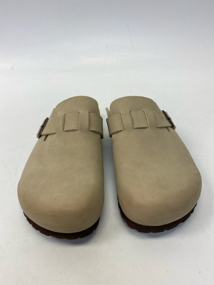 Cushionaire US Shoe Size 8.5 Tan Buckle(s) Flats