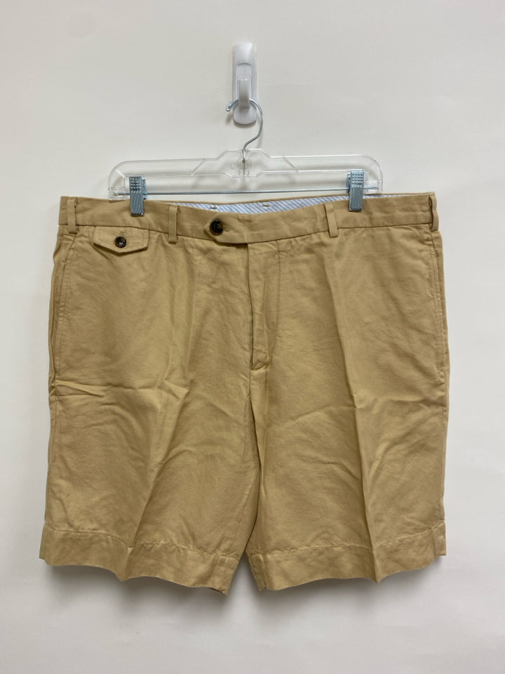Brooks Brothers Size 38 Khaki Men&