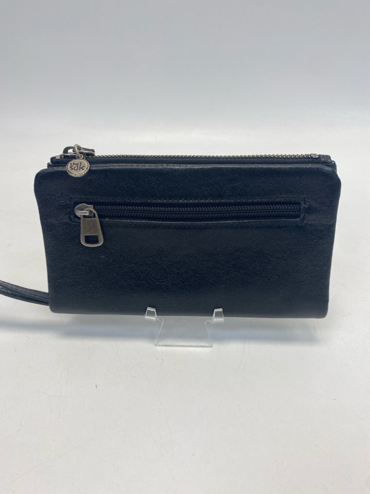Sak Black Wristlet