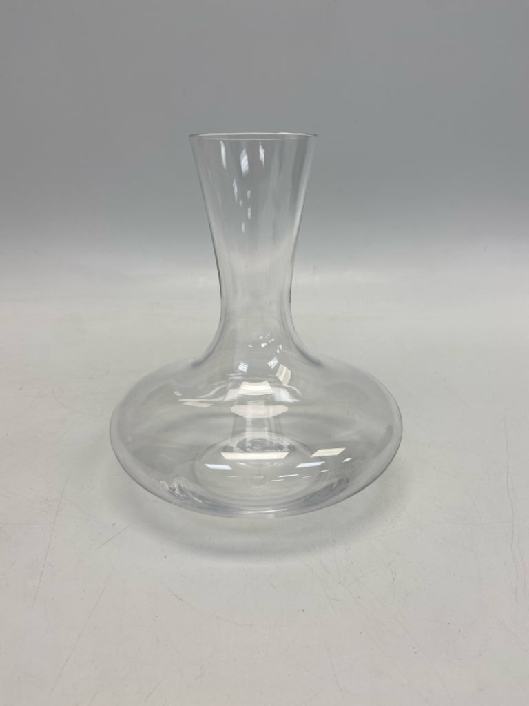 Williams-Sonoma Clear Glass Decanter