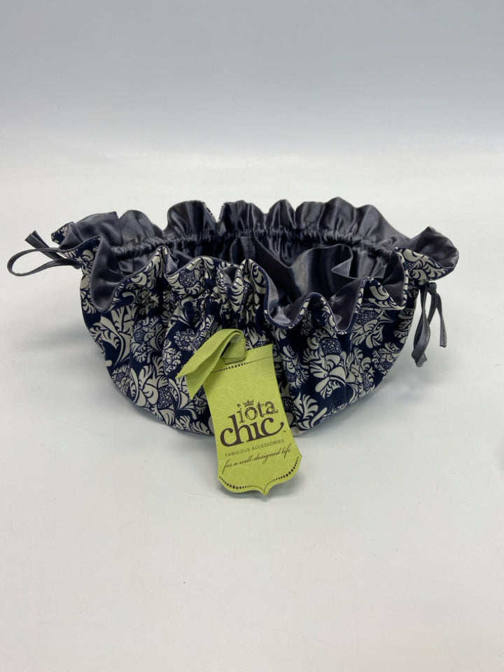 NWT Navy Cream Floral Misc. Accessory