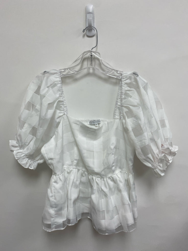 English Factory Size M White Checkered Puff Sleeve Ladies Top