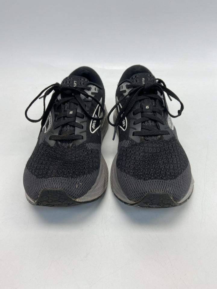 Brooks  Size 10 Black Gray Lace-up Sneakers