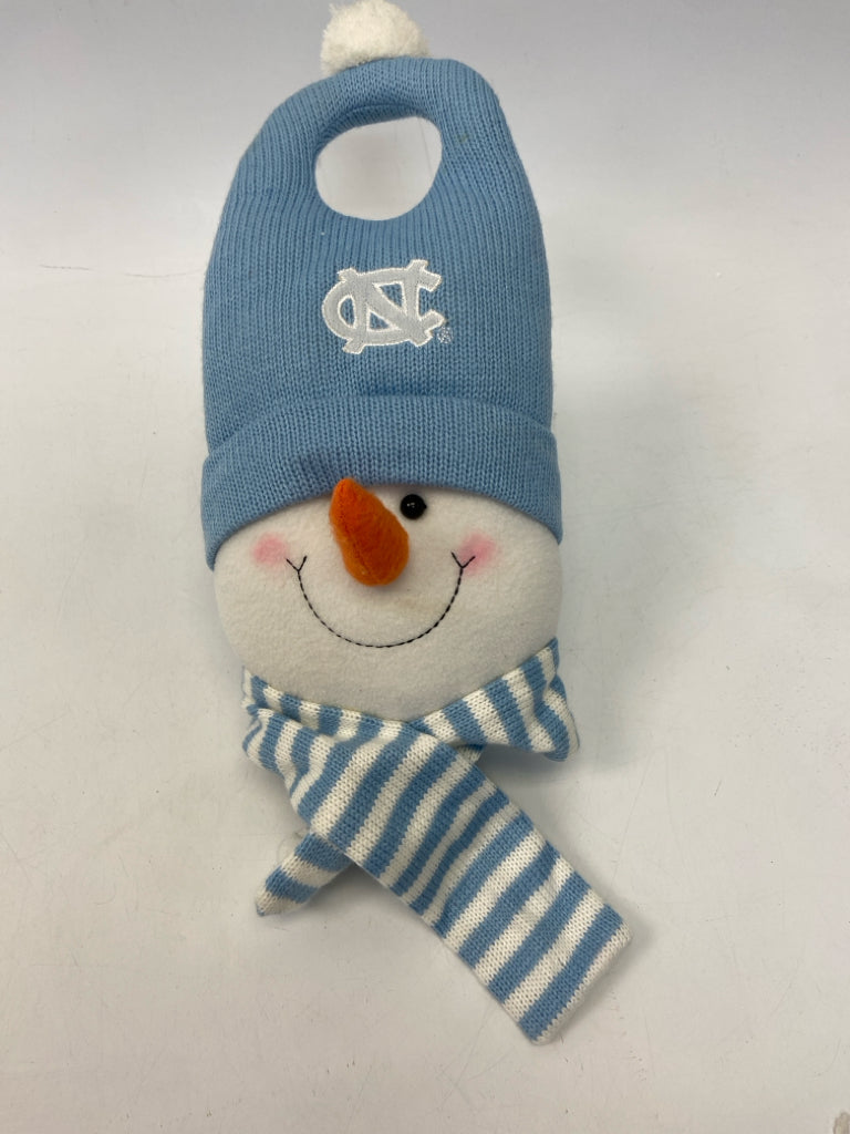 Blue White UNC Christmas