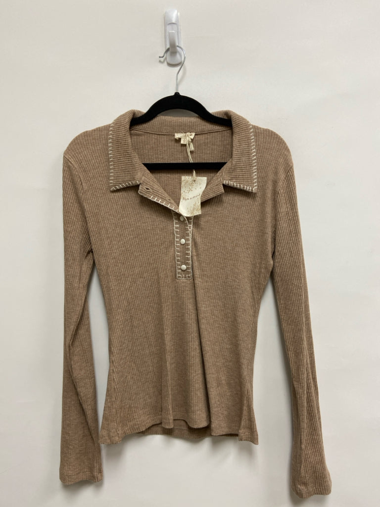 NWT Hem &amp; Thread Size L Camel Ribbed Ladies Top