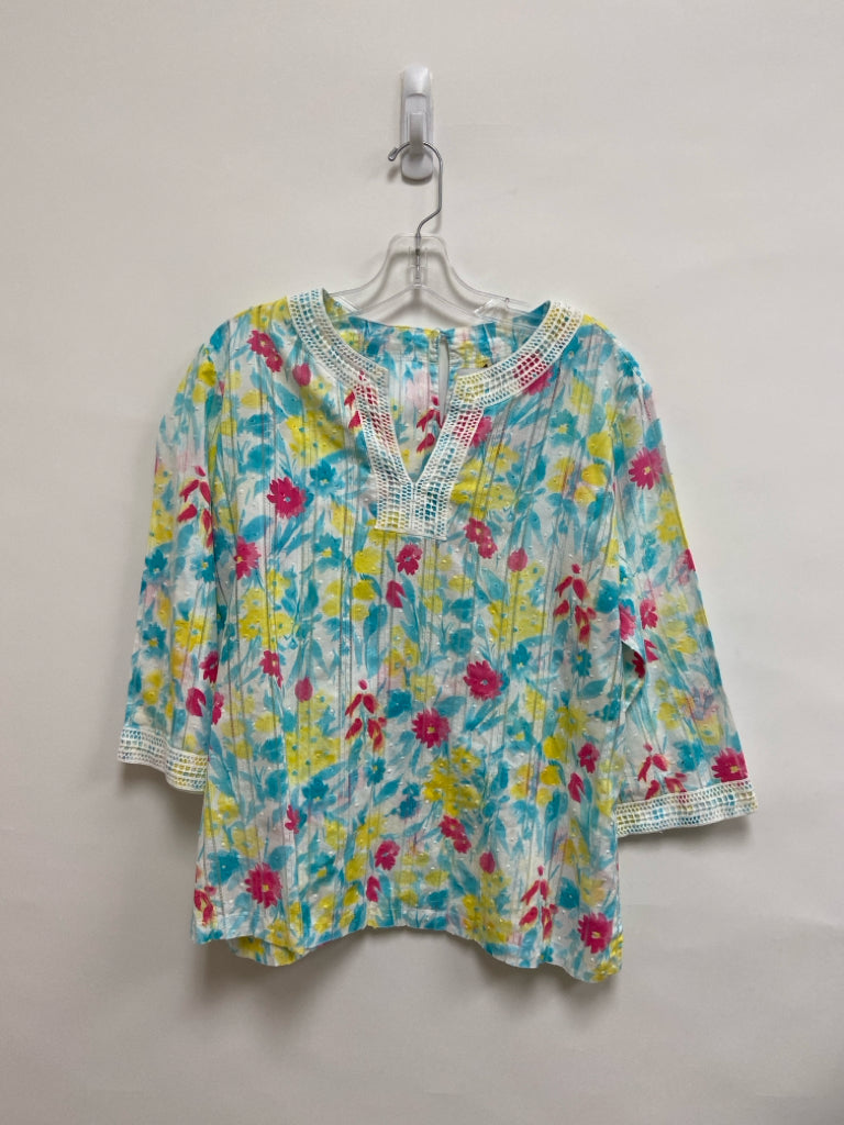 Alfred Dunner  SIZE  16P White/Yellow Aqua/Pink Flowers Swiss Dot Plus Size Top