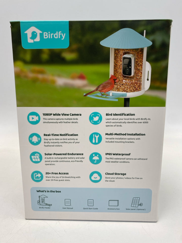 NEW/BOX Blue Clear Bird Feeder
