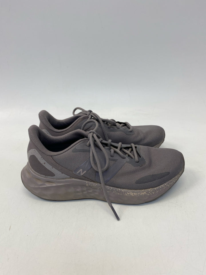 New Balance US Shoe Size 7 Lavender Lace-up Sneakers