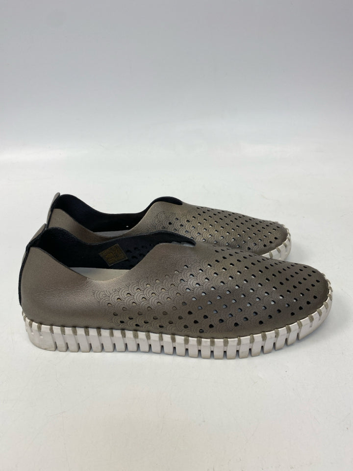 Ilse Jacobsen Hornbaek  Size 38 Bronze Perforated Sneakers