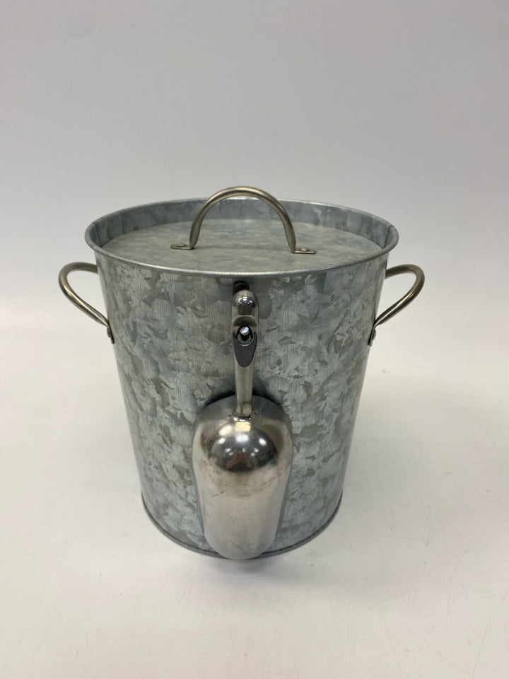 Silver Galvanized Metal Ice Bucket