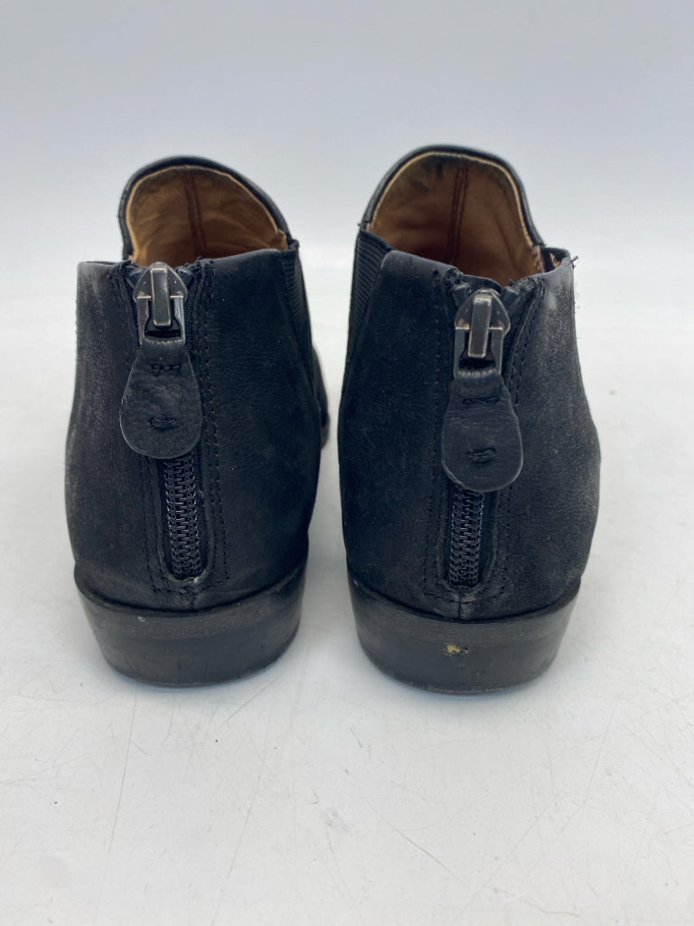 Gentle Souls US Shoe Size 8 Black Zipper Boots