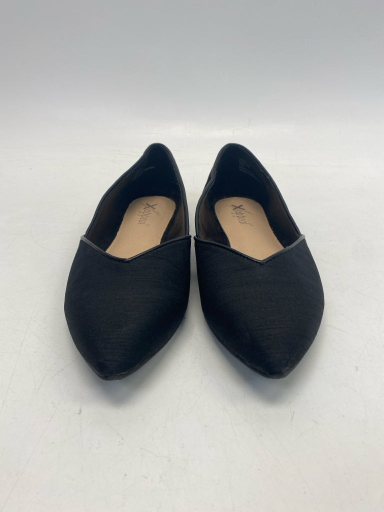 US Shoe Size 7.5 Black Flats