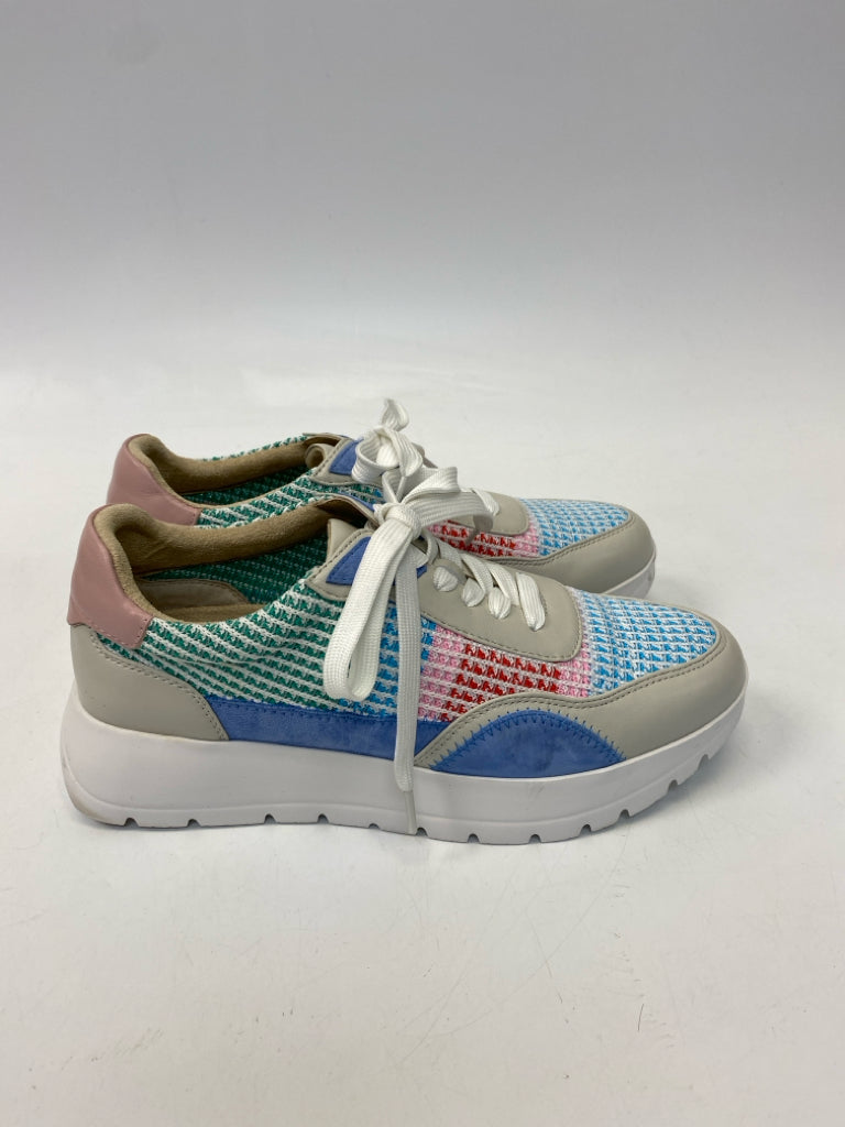 Vaneli  Size 7.5 Multi-Color Lace-up Sneakers