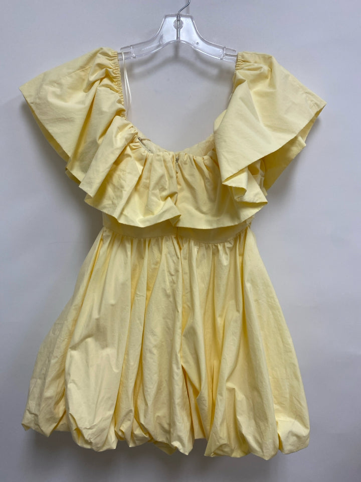 NWT Size S Pale Yellow Ladies Dress