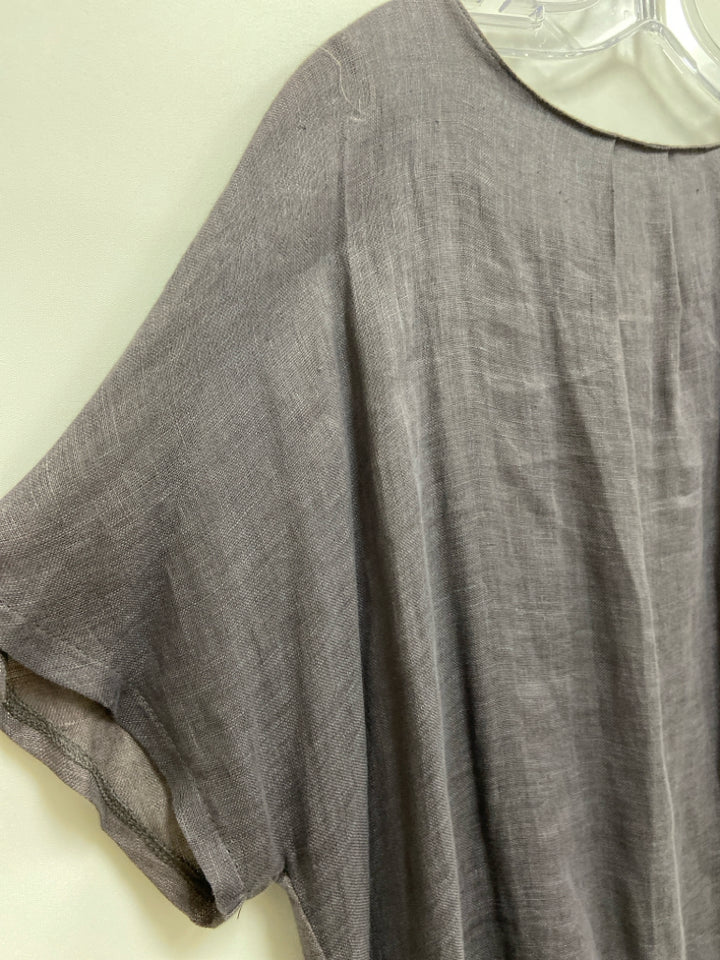 Size OSFM Gray Linen Ladies Top