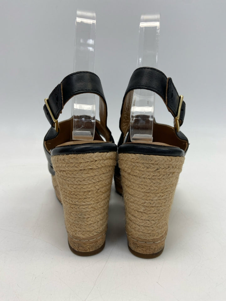 Clarks  Size 8.5 Black Sandals