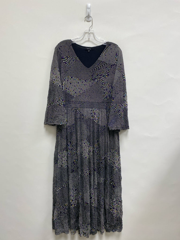 Comfy USA Size XL Black/White Purple/Green Bell Sleeves Ladies Dress