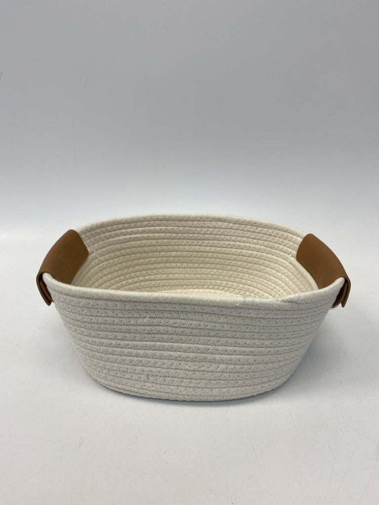 Cream Ropes Basket