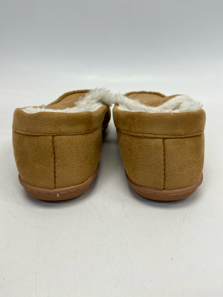 US Shoe Size M Brown Cream Lined Slippers