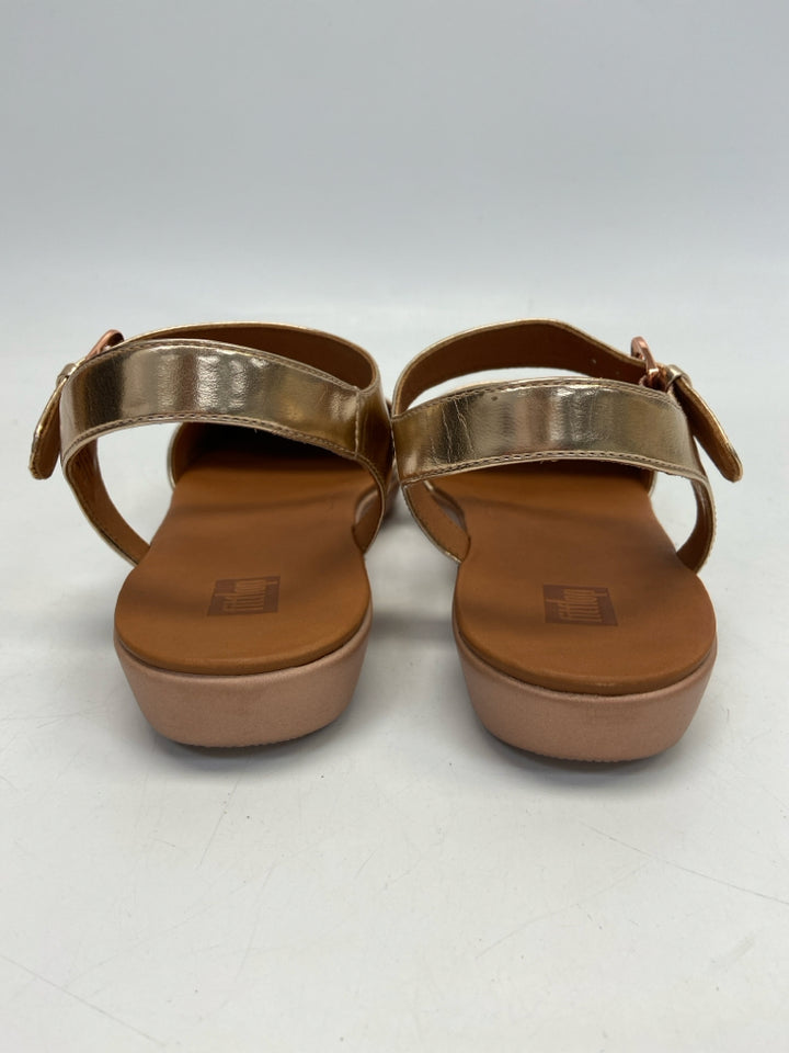 NWOT Fit Flop  Size 8.5 Rose Gold Sandals