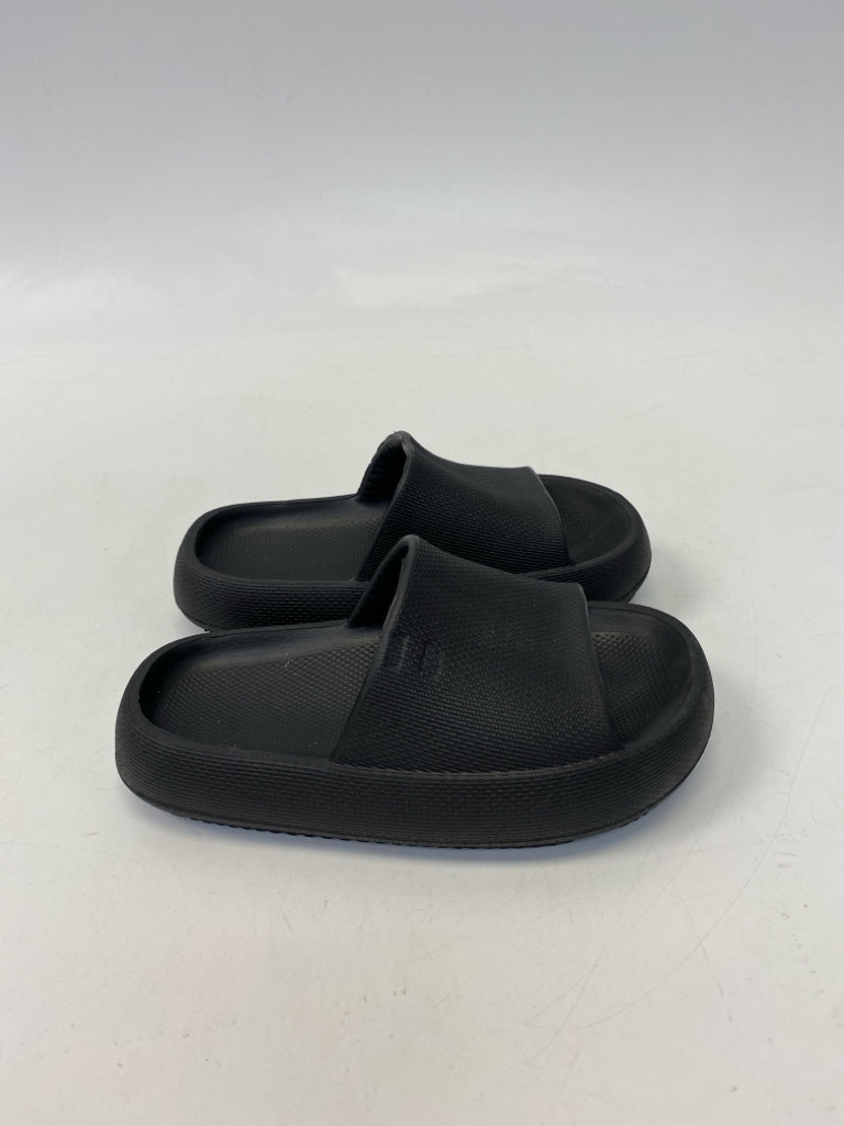 SIZE 11 Black Boy&