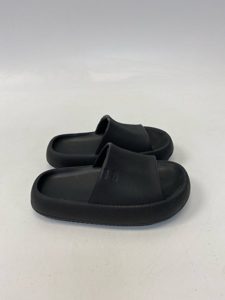 SIZE 11 Black Boy&