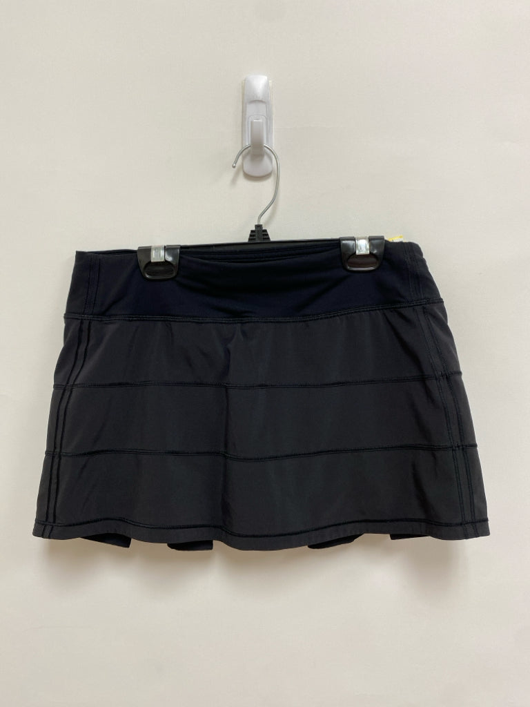 Lululemon Size 6 Black Lines Athletic Skort