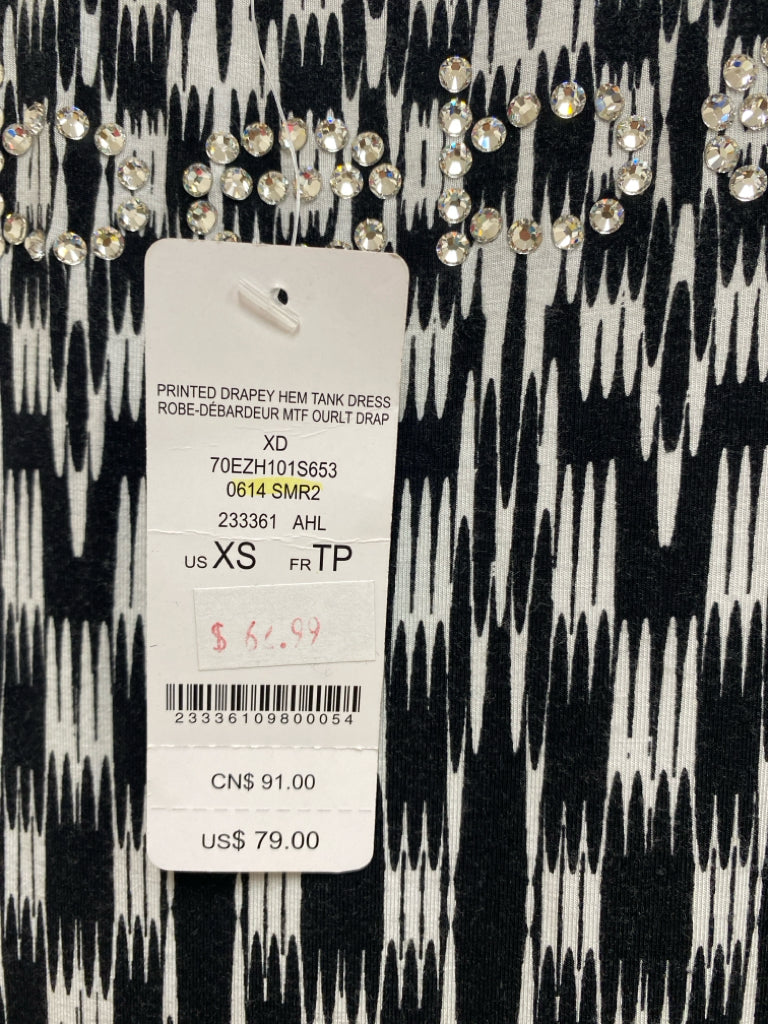 NWT Bebe Size XS Black/White Print Sleeveless Ladies Dress