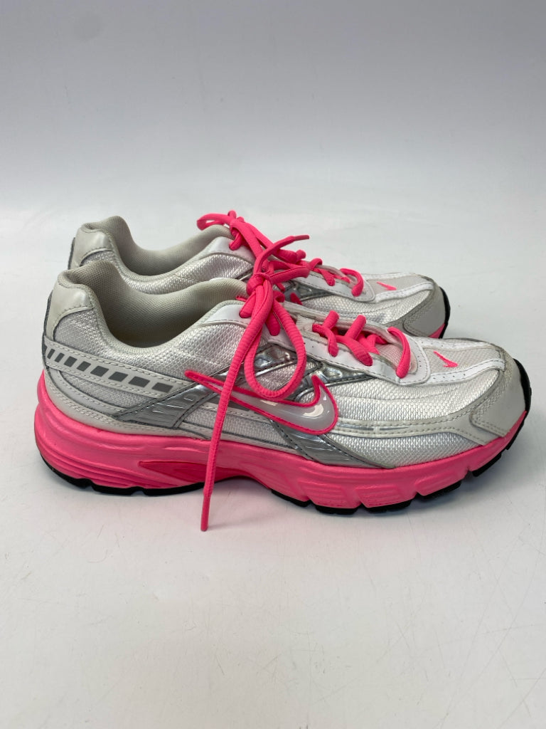 Nike  Size 8 White Hot Pink Lace-up Sneakers