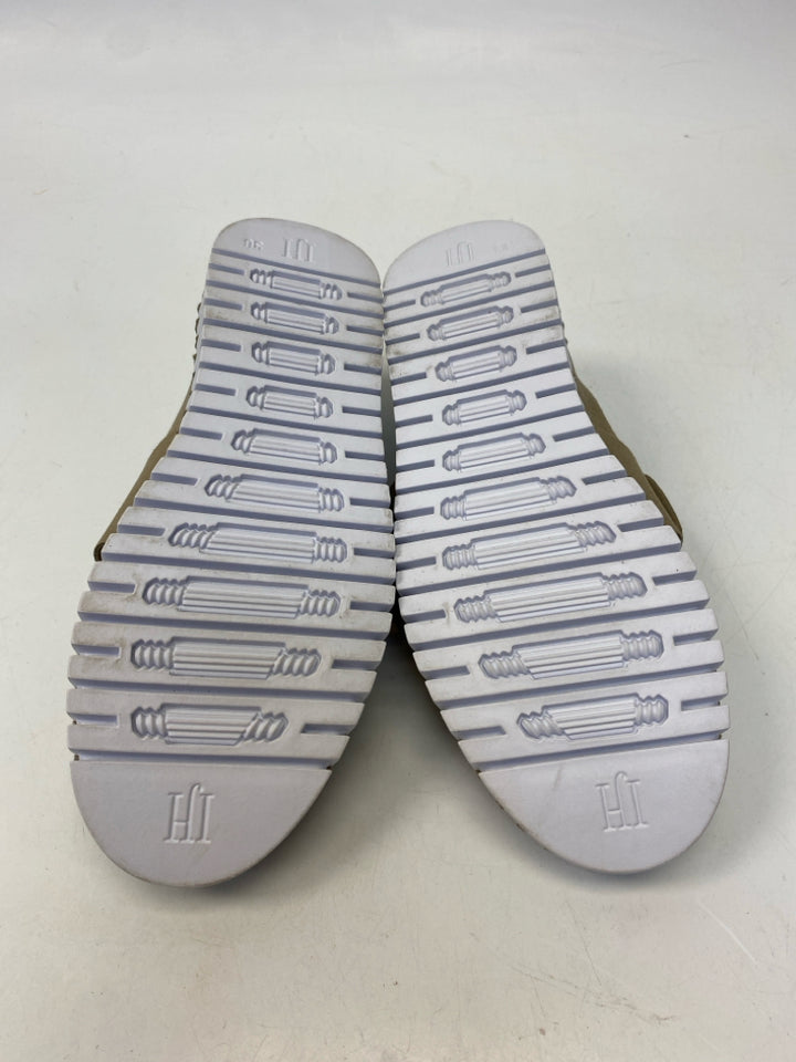 NWOT Ilse Jacobsen Hornbaek  Size 36 Brown Perforated Flats