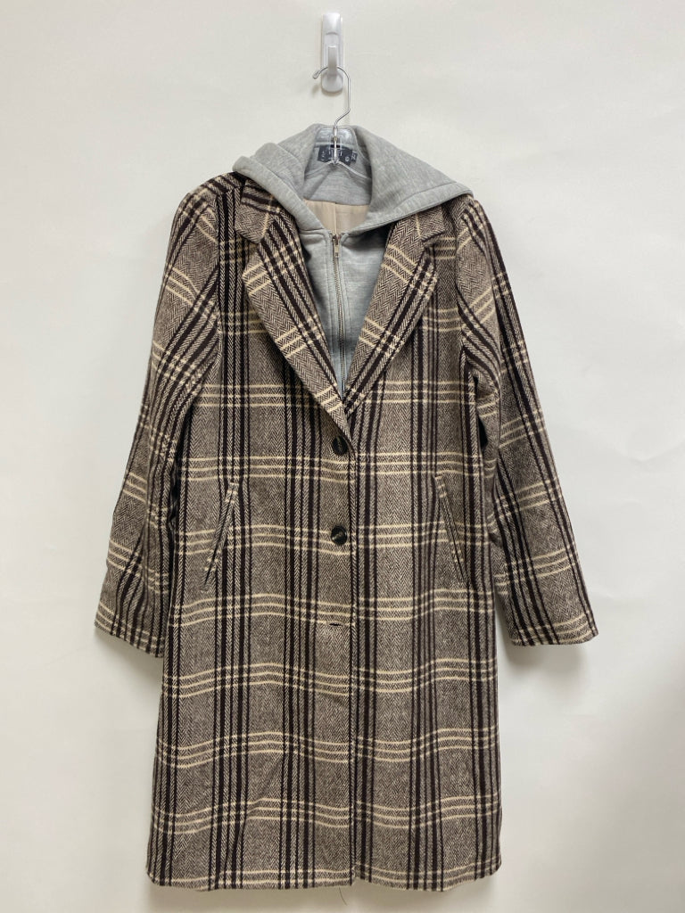 Size M Tan/Brown Gray Plaid Button Up Hooded Ladies Jacket