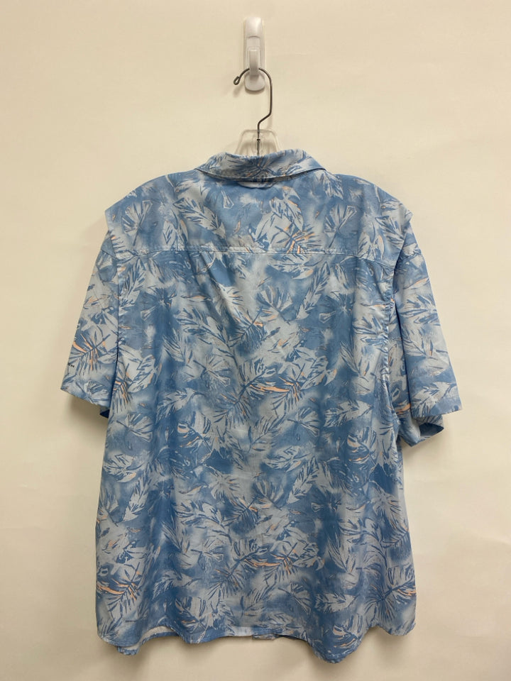 Columbia Size XXL Blue Light Blue Feathers Button Up Men&