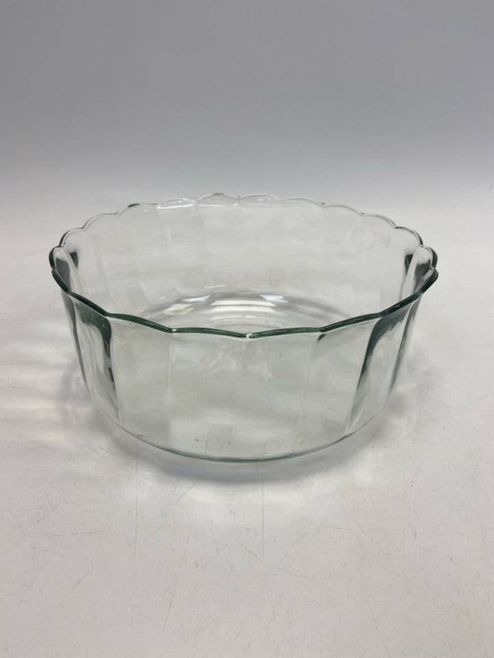 Clear Scalloped Glass Bowl(s)