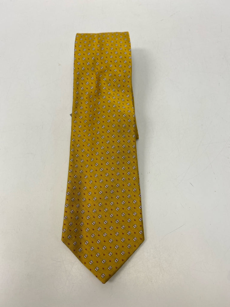 Hickey Freeman Gold Red Dots Men&
