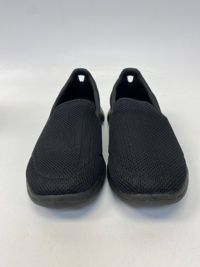 Skechers US Size 6.5 Black Sneakers