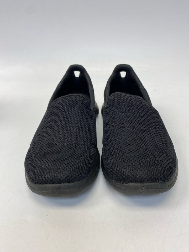 Skechers US Size 6.5 Black Sneakers